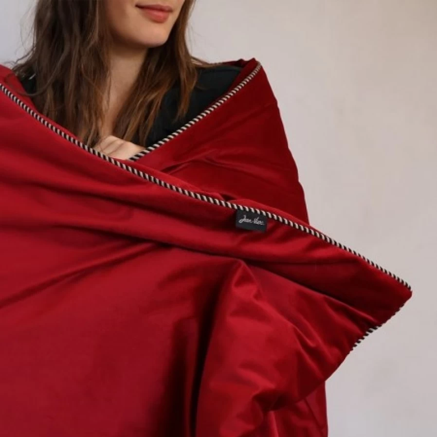 JEAN-VIER Red Quilted Bedding Set with Matching Headboard - Queen Size Luxury Bedspread