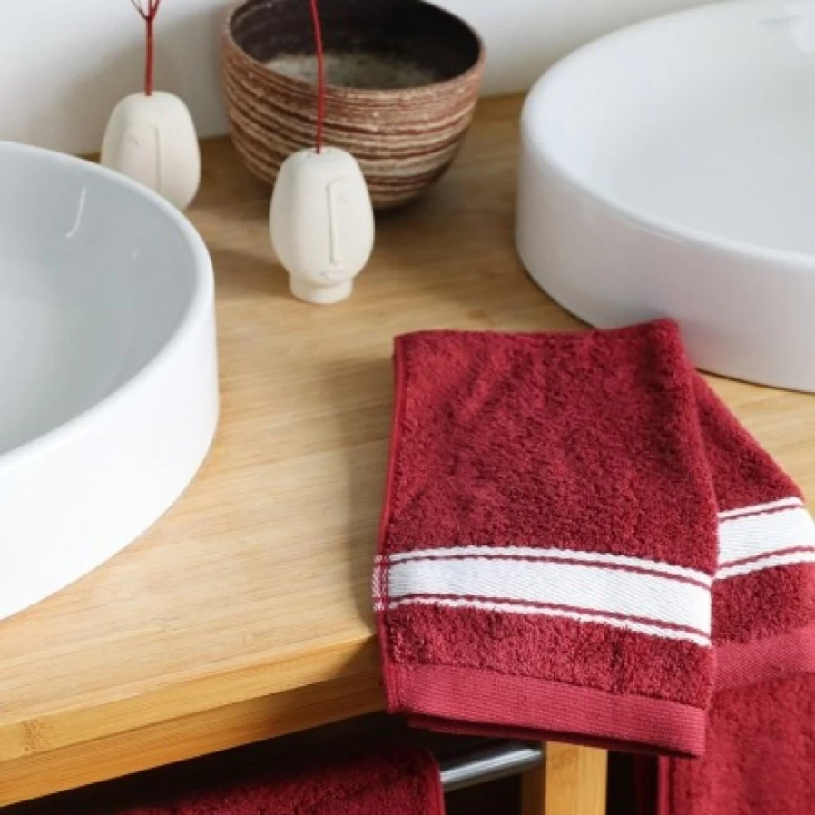 JEAN-VIER Premium Red Bath Towel Set - Soft, Absorbent & Quick-Drying for Luxury Bathrooms